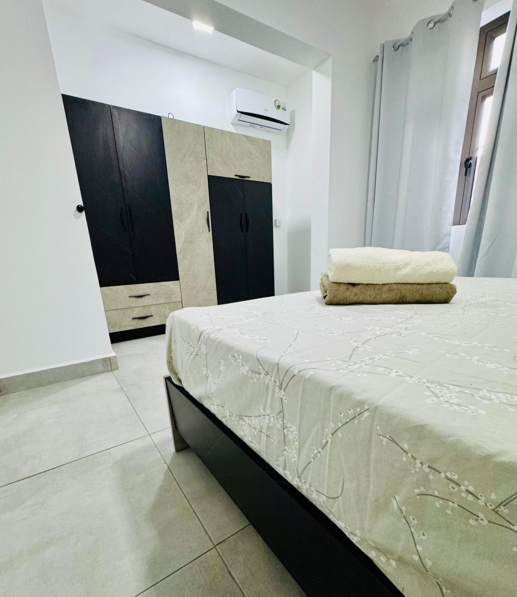 Modern Flat In Flic En Flac-Walk To The Beach Екстериор снимка